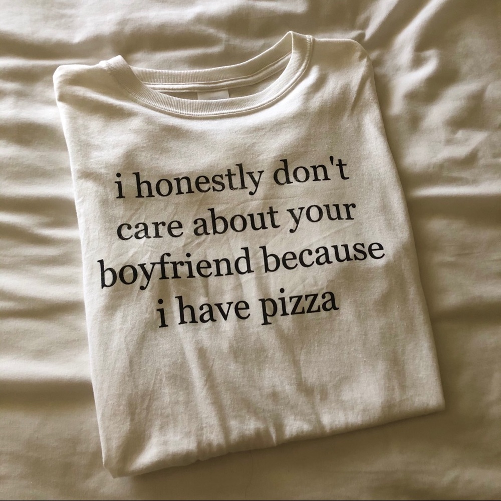 New! ๐ Boyfriend Pizza Graphic Tee ๐ - Picture 2 of 3